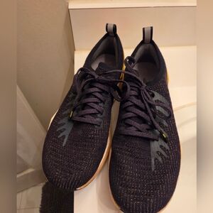 Allbirds Tree Flyer Womens Size 9 Black Yellow Athletic Running Shoes